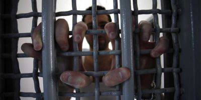 Бен Гвир - Адвокаты палестинских заключенных жалуются: «нас заставляют разуваться в тюрьме» - detaly.co.il