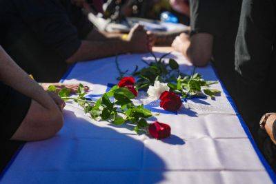 Ника Бейзера - Рон Шерман - 2 солдат пали в боях в Газе, тела 3 погибших заложников возвращены в Израиль - news.israelinfo.co.il - Израиль