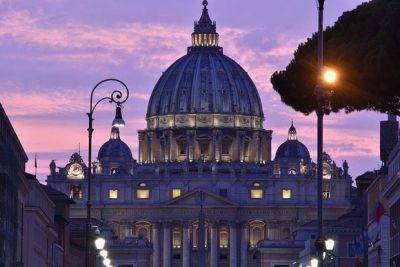 Впервые: Ватикан бросил кардинала за решетку - mignews.net - Ватикан - Ватикан
