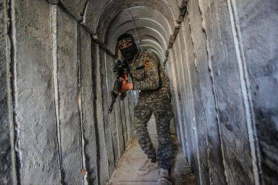 Мухаммед Синвара - ЦАХАЛ показал журналистам самый большой тоннель ХАМАС из Джебалии к границе Израиля - news.israelinfo.co.il - Израиль - Из