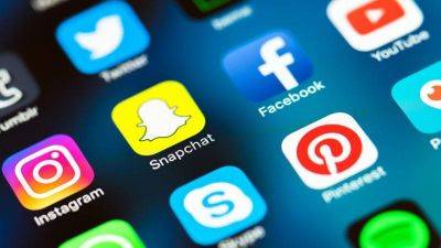 Имран Хан - В Пакистане зафиксировали неполадки в функционировании социальных сетей - trend.az - Пакистан