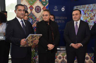 Гейдар Алиев - В рамках форума "Культурное наследие" представлена книга "Азербайджанский ковер – танец узоров" на английском языке (ФОТО) - trend.az - Азербайджан