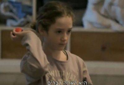 Эмили Хэнд - Томас Хэнд - Девятилетняя заложница в Газе. История Эмили Хэнд - mignews.net