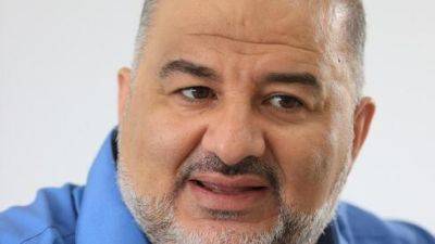 Мансур Аббас - Арабский депутат кнессета: ХАМАС должен разоружиться, его действия бесчеловечны - vesty.co.il - Израиль - Палестина - Сша