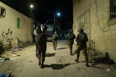 Рейд в Иудее и Самарии: пять арестов, конфисковано оружие - mignews.net - Израиль