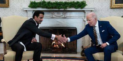 Джон Байден - Рон Дермер - Тамим Бин Аль-Тани - Джо Байден - Байден обсудил с эмиром Катара освобождение заложников и усилия по прекращению огня - detaly.co.il - Израиль - Катар - Сша - Вашингтон - Хамас