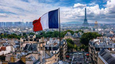 Франция теряет свой авторитет в мире (Видеоинтервью) - trend.az - Франция - Азербайджан - Париж