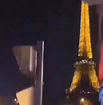 У Эйфелевой башни террорист зарезал туриста с воплями Аллах Акбар! - mignews.net - Германия - Украина - Франция - Игил - Париж - Акбар