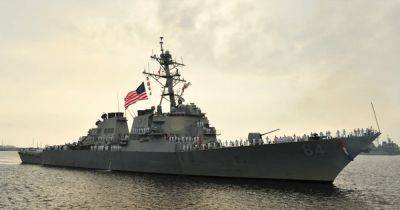 Ракетный удар по кораблям в Красном море: хуситы атаковали эсминец США - focus.ua - Израиль - Иран - Сша - Украина - Йемен