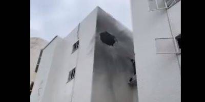 В Ашкелоне ракета попала в жилой дом (видео) - detaly.co.il - Израиль - Ашкелон