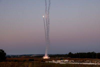 Сирены в Эйлате, ПВО перехватили ракету над Красным морем - nashe.orbita.co.il - Израиль - Йемен - Над