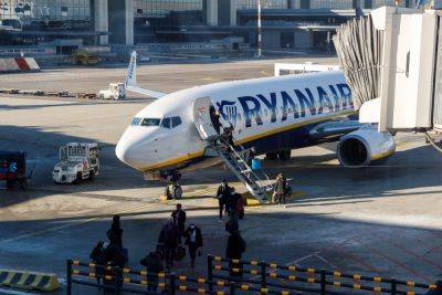 Ryanair не вернется в «Бен-Гурион» в январе. Цены «Эль-Аль» взлетели до небес - news.israelinfo.co.il - Израиль - Тель-Авив - Ирландия - Париж