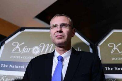 Ярив Левин - Гали Бахарав-Миар - Левин намекает, что может уволить генерального прокурора — СМИ - cursorinfo.co.il - Израиль