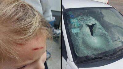 Террор в Самарии: палестинцы забросали камнями израильтянку с детьми - vesty.co.il - Израиль