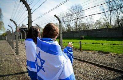 Яир Лапид - Польша предложила возобновить поездки израильской молодежи по местам Холокоста - nashe.orbita.co.il - Израиль - Иерусалим - Варшава - Польша