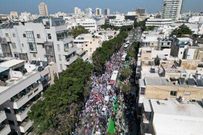 Биньямин Нетаньяху - На акциях протеста в Израиле начались задержания - news.israelinfo.co.il - Израиль - Тель-Авив