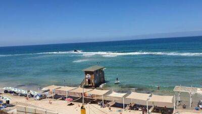 В Бат-Яме открылся пляжный сезон - на месяц раньше срока - vesty.co.il - Израиль