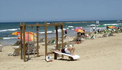 В Израиле в этом году откроется четыре новых оборудованных пляжа, еще 50 планируют сделать в ближайшие пять лет - 9tv.co.il - Израиль