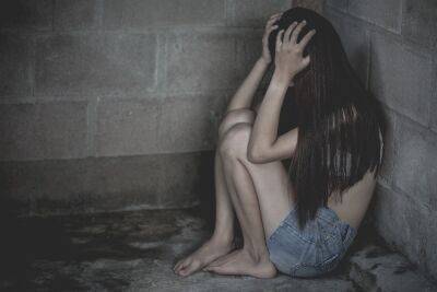 Нетания: шестерых из Вади Ара подозревают в изнасиловании 13-летней девочки - news.israelinfo.co.il - Из