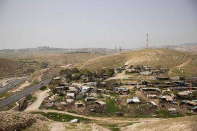Биньямин Нетаниягу - Итамар Бен-Гвир - Йоава Галант - Правительство приняло окончательное решение по демонтажу бедуинского форпоста Хан аль-Ахмар - cursorinfo.co.il - Израиль