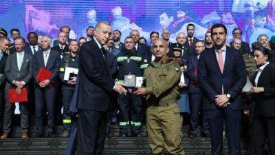 Голан Вах - Командир израильских спасателей удостоен высокой награды в Турции - vesty.co.il - Израиль - Турция - Анкара - Президент