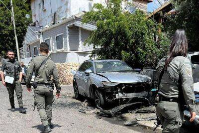 В Рамле раздался взрыв: на воздух взлетел бандитский автомобиль - 9tv.co.il - Израиль