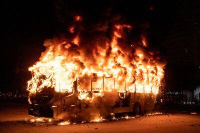 В Восточном Иерусалиме подожгли автобус с водителем - news.israelinfo.co.il - Восточный Иерусалим