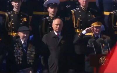 Владимир Путин - "Рисованные герои": кто на самом деле сидел на параде возле путина в качестве ветеранов - politeka.net - Израиль - Украина - Киев