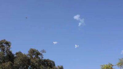 "Щит и стрела": массированный залп из Газы, ракеты рвутся в центре и на юге Израиля - vesty.co.il - Израиль - Тель-Авив - Египет - Газы - Из