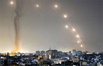 Беньямин Нетаньяху - Йоав Галлант - По центру Тель-Авива запустили более 400 ракет из Сектора Газа - charter97.org - Израиль - Тель-Авив - Белоруссия