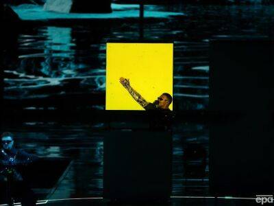 В номере группе Tvorchi на "Евровидении 2023" была аллюзия на знаменитое фото с "Азовстали" с лучом. Боднарчук показал кадры - gordonua.com - Россия - Украина - Молдавия - Португалия - Польша - Чехия