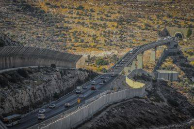 25 процентов бюджета министерства транспорта пойдет на строительство новых дорог в поселениях - news.israelinfo.co.il - Палестина - Иерусалим - Восточный Иерусалим