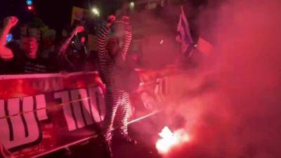 Протесты против судебной реформы возобновятся с новой силой — СМИ - cursorinfo.co.il - Израиль - Тель-Авив - Хайфа