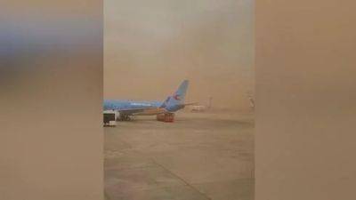 Эяль Каспи - Видео: аэропорт Бен-Гурион накрыла сильная пыльная буря - vesty.co.il - Израиль - Тель-Авив