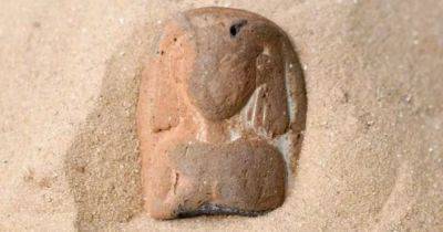 Государство забрало себе. Женщина случайно нашла древнюю статуэтку времен фараонов - focus.ua - Израиль - Тель-Авив - Египет - Украина