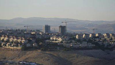 Израиль решил построить ещё 5,5 тысяч домов для поселенцев на Западном берегу - ru.euronews.com - Израиль