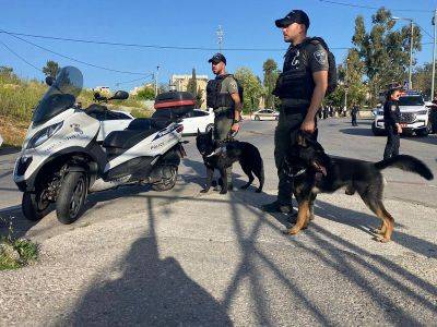 Опасные дороги: вынесен вердикт по избиению мотоциклетной каской в центре Тель-Авива - 9tv.co.il - Тель-Авив