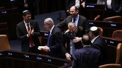 Ицхак Герцог - Симха Ротман - Кнессет поддержал реформу, в Израиле начинается день протеста - vesty.co.il - Израиль - Президент