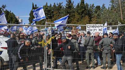 Правые возмущены: левым демонстрантам не предъявлено ни одного обвинения - vesty.co.il - Израиль