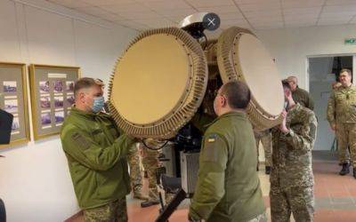 На пожертвованные жителями Литвы средства приобретены 16 радаров, они работают в Украине - obzor.lt - Израиль - Украина - Литва