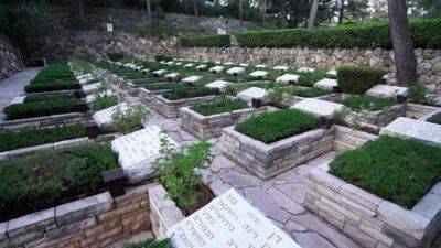 Протест против реформы: около 100 семей павших воинов ЦАХАЛа просят изменить надпись на их могилах - vesty.co.il - Израиль