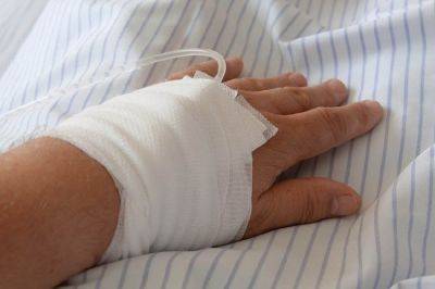 Израильтянин попал в больницу из-за заражения редкой бактерией - cursorinfo.co.il - Израиль - штат Флорида - Usa - Нигерия