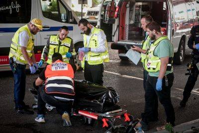Двое израильтян погибли в дорожных авариях в праздничный день - news.israelinfo.co.il - Израиль - Тель-Авив