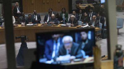 Совбез ООН осудил атаки хуситов на гражданские суда в Красном море - ru.euronews.com - Израиль - Иран - Сша - Япония - Англия - Йемен