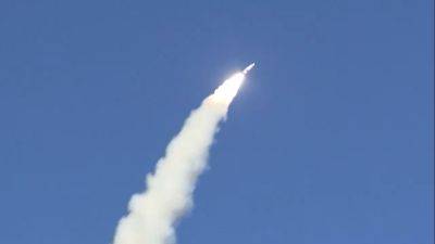Иран нанёс удары баллистическими ракетами по объектам США в Ираке (ВИДЕО) - trend.az - Иран - Ирак - Сша