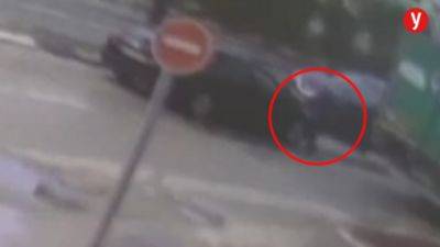 Видео: так палестинский террорист захватил машину в Раанане, чтобы убивать евреев - vesty.co.il - Израиль - Раанань