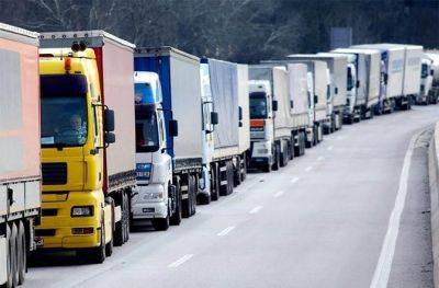 Сотни грузовых машин скопились в очереди на выезд из России в сторону Грузии - trend.az - Россия - Грузия - Тбилиси - Владикавказ