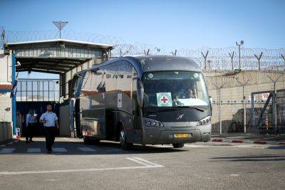 Шимон Иферган - ХАМАС «купил» свободу для малолетних палестинских уголовников, 20 из них уже вернулись в тюрьму - news.israelinfo.co.il - Израиль - Украина - Хамас