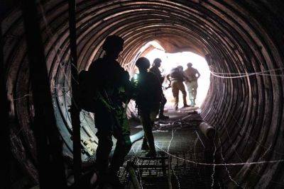 ЦАХАЛ: подземные бункеры командиров ХАМАСа скрывались под кладбищем - detaly.co.il - Хамас
