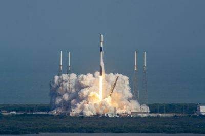 Индия - Индия впервые отправит в космос спутник с помощью американской SpaceX - trend.az - Сша - Индия - Франция